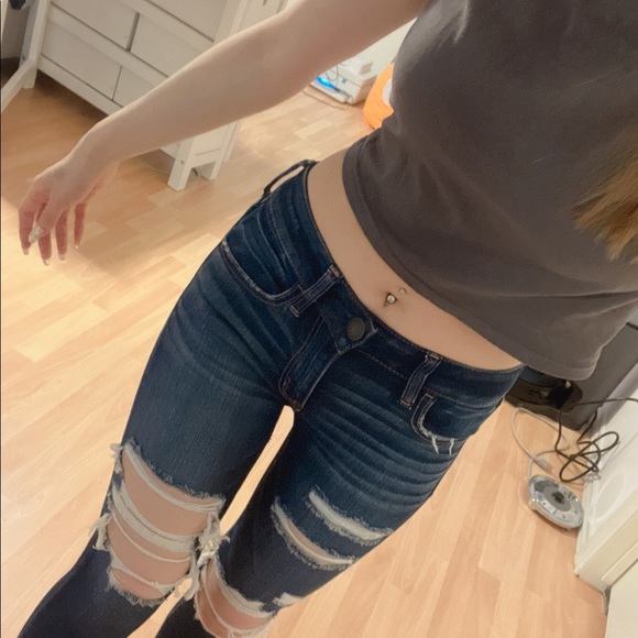 Gray cropped t-shirt - Picture 2 of 7